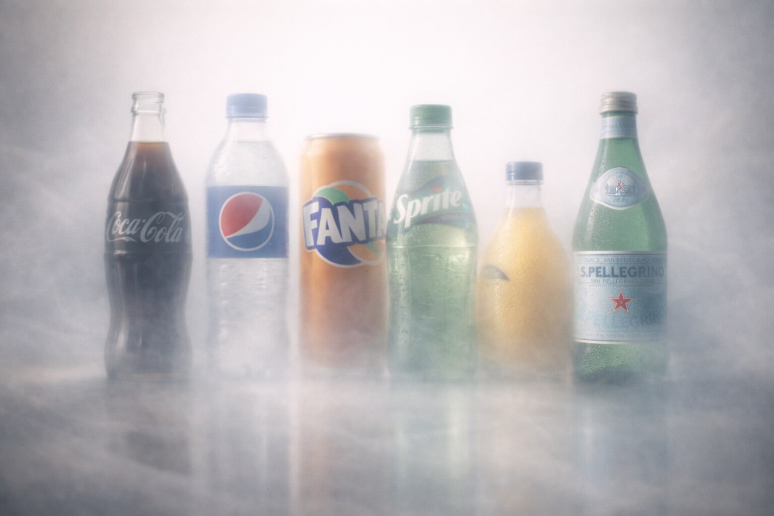 Iconic Water and Lemonade Packaging: Bottles, Cans, Labels, and Shelf Memory header image